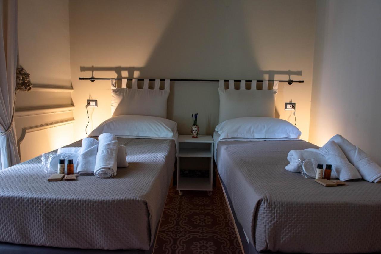 Epoque Bed And Breakfast Messina Exterior foto